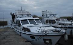 boat ready to leave Portumna