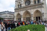 People waiting to visit Notre Dame