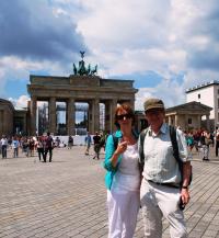 Nuala & Adrian in front Brandenburger Gate