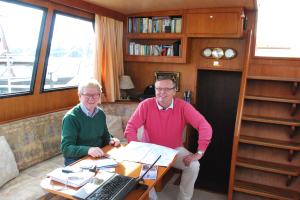 Adrian gets advice on route from Ulrich