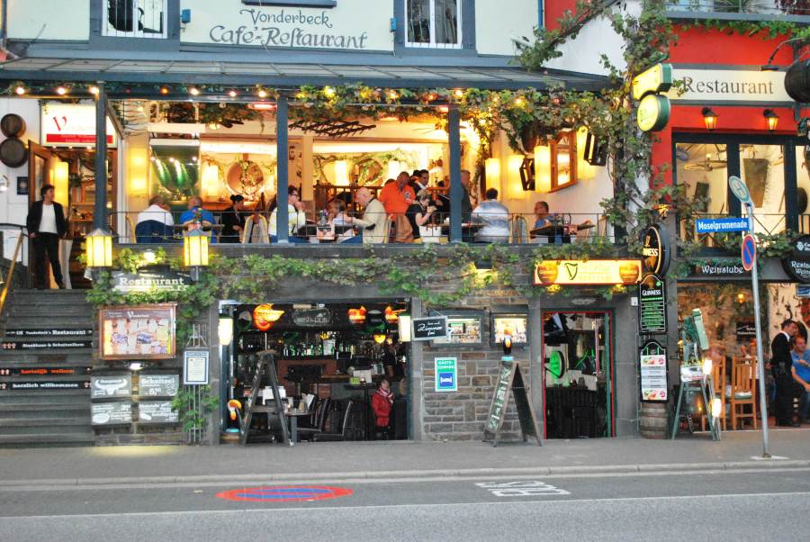 Irish Pub in Cochem (we come across Irish pubs everywhere)